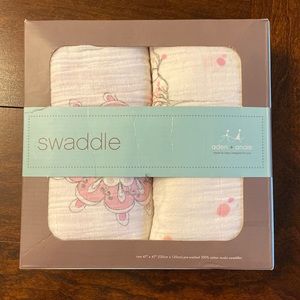 New with Tags Aden + Anais Muslin Swaddles pink and white